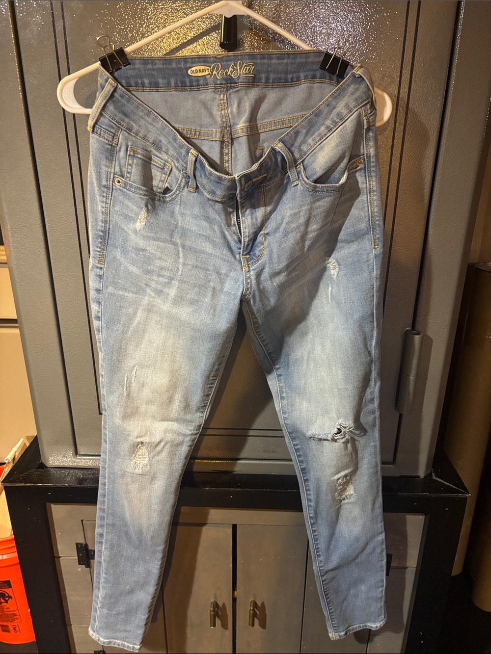 Old Navy Light Blue Distressed Skinny Jeans